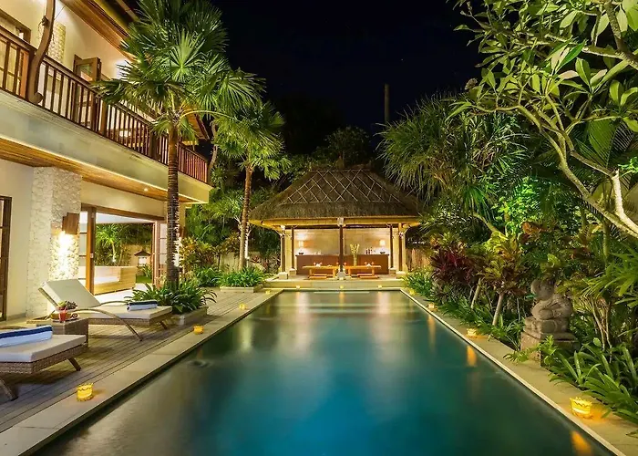 La-bali Sanur, Spacious & Large, Private Pool, Pool Table, 5-minutes Walk To The Beach, Free Laundry, Private Cook, Massage, Daily Tour Villa Sanur