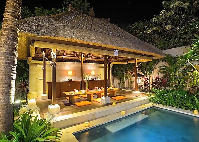 La-bali Sanur, Spacious & Large, Private Pool, Pool Table, 5-minutes Walk To The Beach, Free Laundry, Private Cook, Massage, Daily Tour *