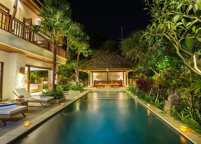 La-bali Sanur, Spacious & Large, Private Pool, Pool Table, 5-minutes Walk To The Beach, Free Laundry, Private Cook, Massage, Daily Tour Villa *
